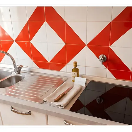 Apartment Maison Giambologna - Terrazza, Parcheggio Gratuito In Strada - Centro A Piedi, Stazione A 5 Min *