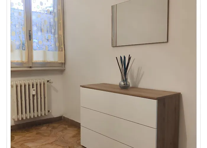 Apartament Maison Giambologna - Terrazza, Parcheggio Gratuito In Strada - Centro A Piedi, Stazione A 5 Min