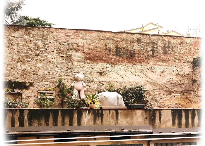 Maison Giambologna - Terrazza, Parcheggio Gratuito In Strada - Centro A Piedi, Stazione A 5 Min